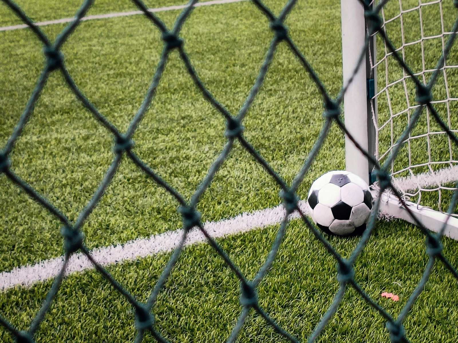 ESPN：梅西并未闯入裁判更衣室，他没有违反联赛规定（配图示意）